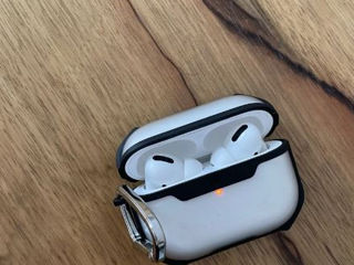 Чехол для наушников Apple Airpods Pro 2