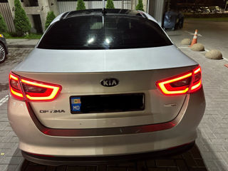 KIA Optima foto 10