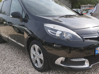 Renault Grand Scenic foto 9