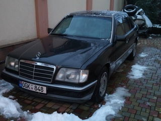 Mercedes Series (W124) foto 4