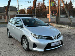 Toyota Auris foto 2