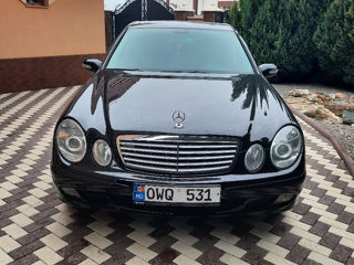 Mercedes E-Class foto 10