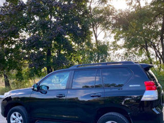 Toyota Land Cruiser Prado foto 3