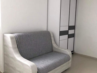 Închiriez apartament cu o camera