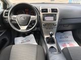 Toyota Avensis foto 7