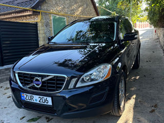 Volvo XC60 foto 2