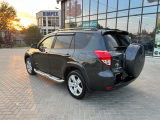 Toyota Rav 4 foto 5