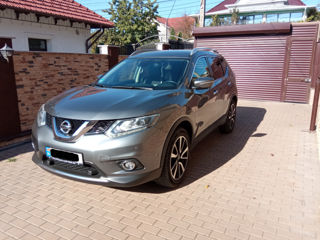 Nissan X-Trail foto 1