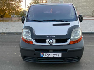 Renault Trafic foto 2