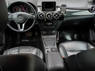 Mercedes B-Class foto 6