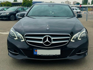 Mercedes E-Class foto 2