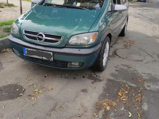 Opel Zafira foto 5