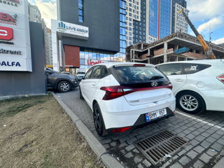 Hyundai i20 фото 2