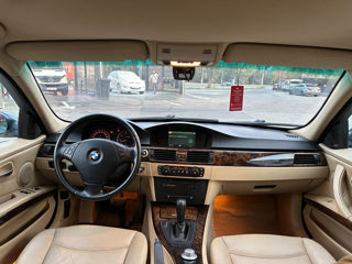 BMW 3 Series foto 7