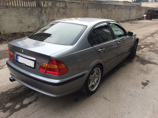 BMW 3 Series foto 6