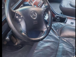 Mercedes E-Class foto 4