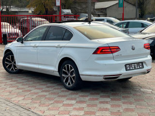 Volkswagen Passat foto 3