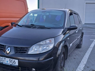 Renault Grand Scenic foto 9