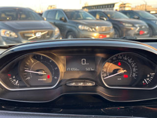 Peugeot 2008 фото 10