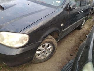 Kia Carnival foto 2