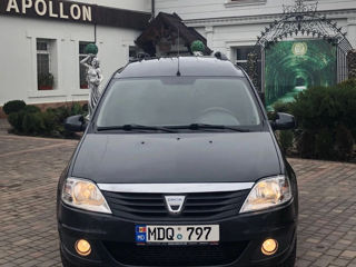 Dacia Logan foto 2