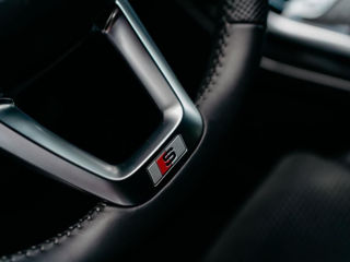 Audi Q8 foto 16