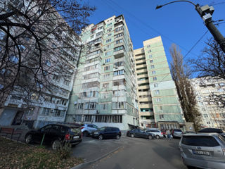 Apartament cu 3 camere, 60 m², Botanica, Chișinău