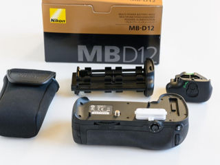 Nikon MB-D12 Battery Grip Pack