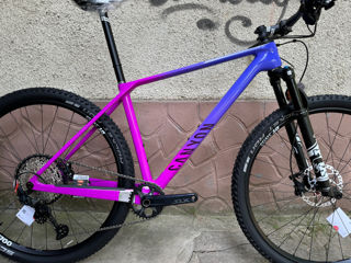 Canyon Carbon foto 4