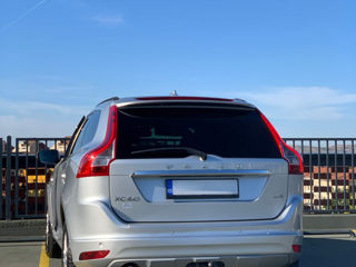 Volvo XC60 foto 8