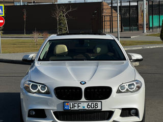 BMW 5 Series foto 2