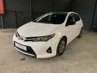 Toyota Auris foto 2