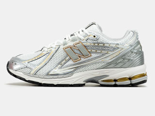 New Balance 1906R Silver/Gold Unisex