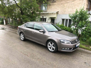 Volkswagen Passat foto 1