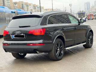 Audi Q7 foto 4