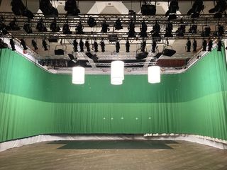 Съемочный павильон в аренду.  Video Studio Rental. Chromakey 30m*6.0m Green/ Blue/ White
