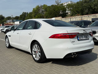 Jaguar XF foto 4