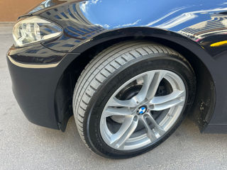 BMW 5 Series foto 7