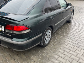 Mazda 626 foto 3