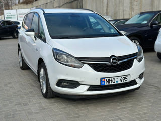 Opel Zafira foto 1
