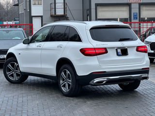 Mercedes GLC foto 5