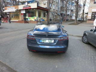 Tesla Model S foto 6