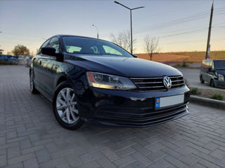 Volkswagen Jetta foto 2