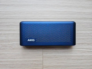 Akg s30