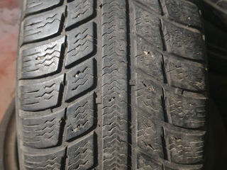 195/65/ R15- Nokian.