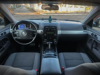 Volkswagen Touareg foto 8