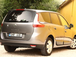 Renault Grand Scenic foto 4