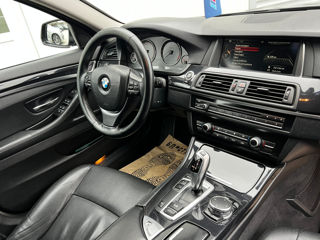 BMW 5 Series foto 8