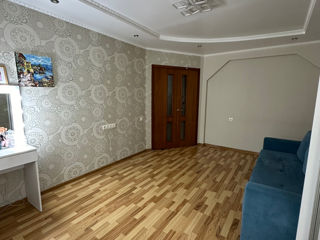 Apartament cu 2 camere, 55 m², Telecentru, Chișinău foto 5