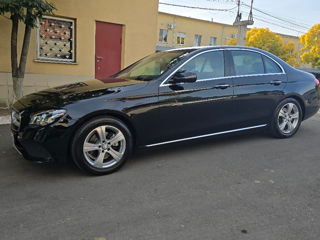 Mercedes E-Class foto 4